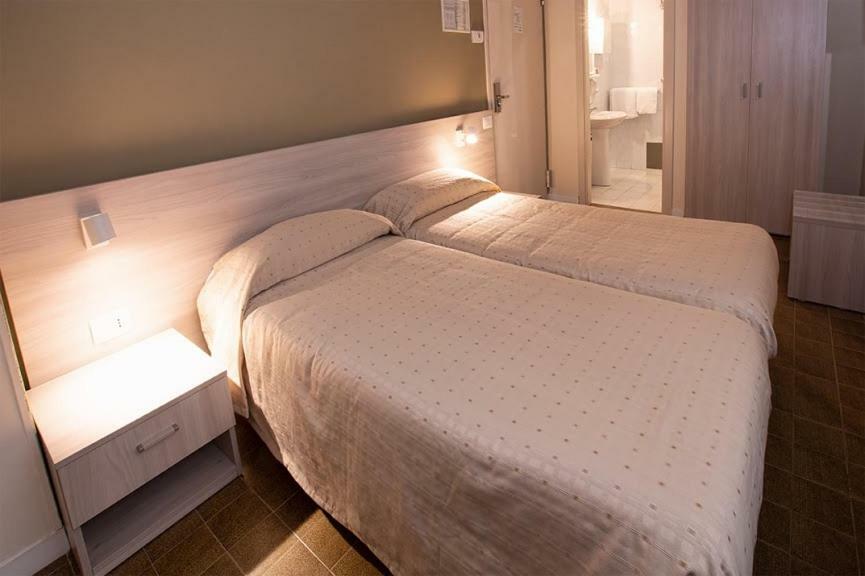 Hotel Scacciapensieri Nettuno Exteriör bild