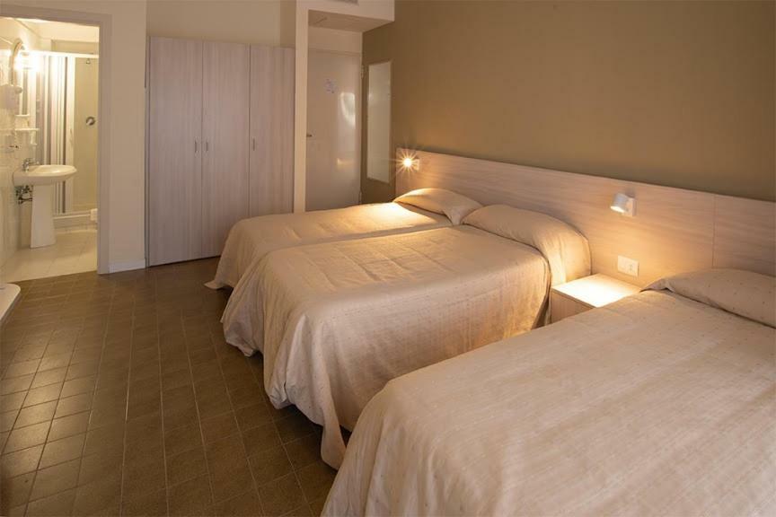 Hotel Scacciapensieri Nettuno Exteriör bild